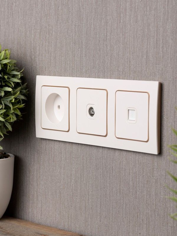 EKF Стокгольм белый Рамка 3-ая EKF PROxima Стокгольм Белый Линия шампань  EAM-G-302-20