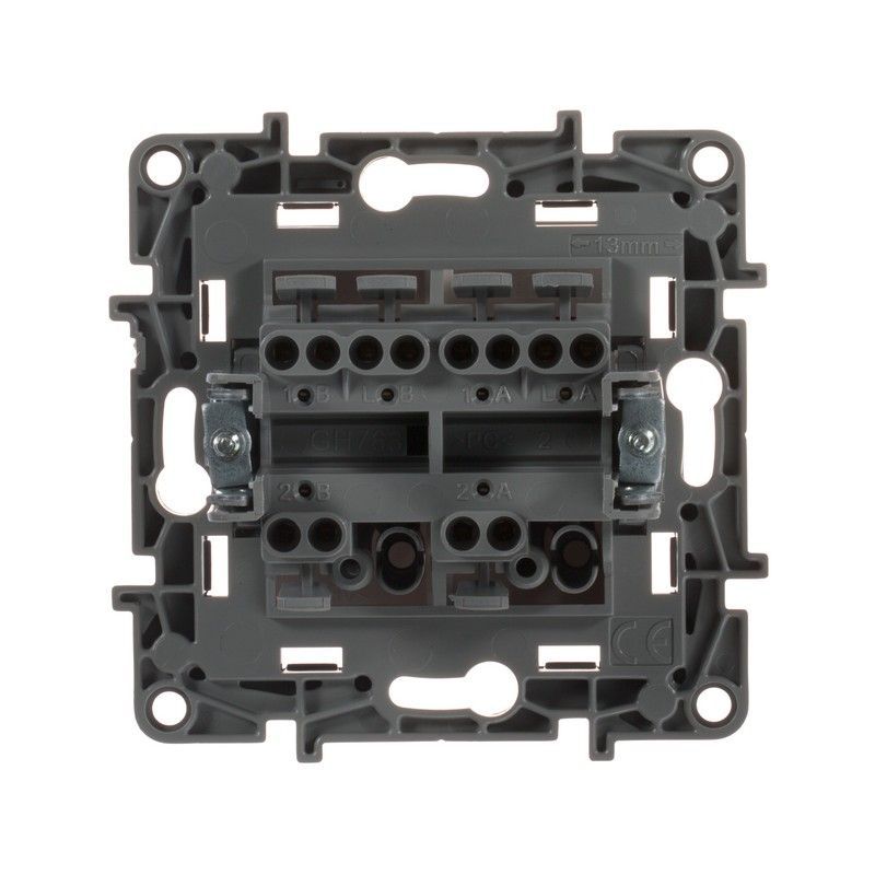 Legrand Etika Слоновая кость Переключатель Legrand Etika слоновая кость 2-клавишный, 10А, авт. клем 672312