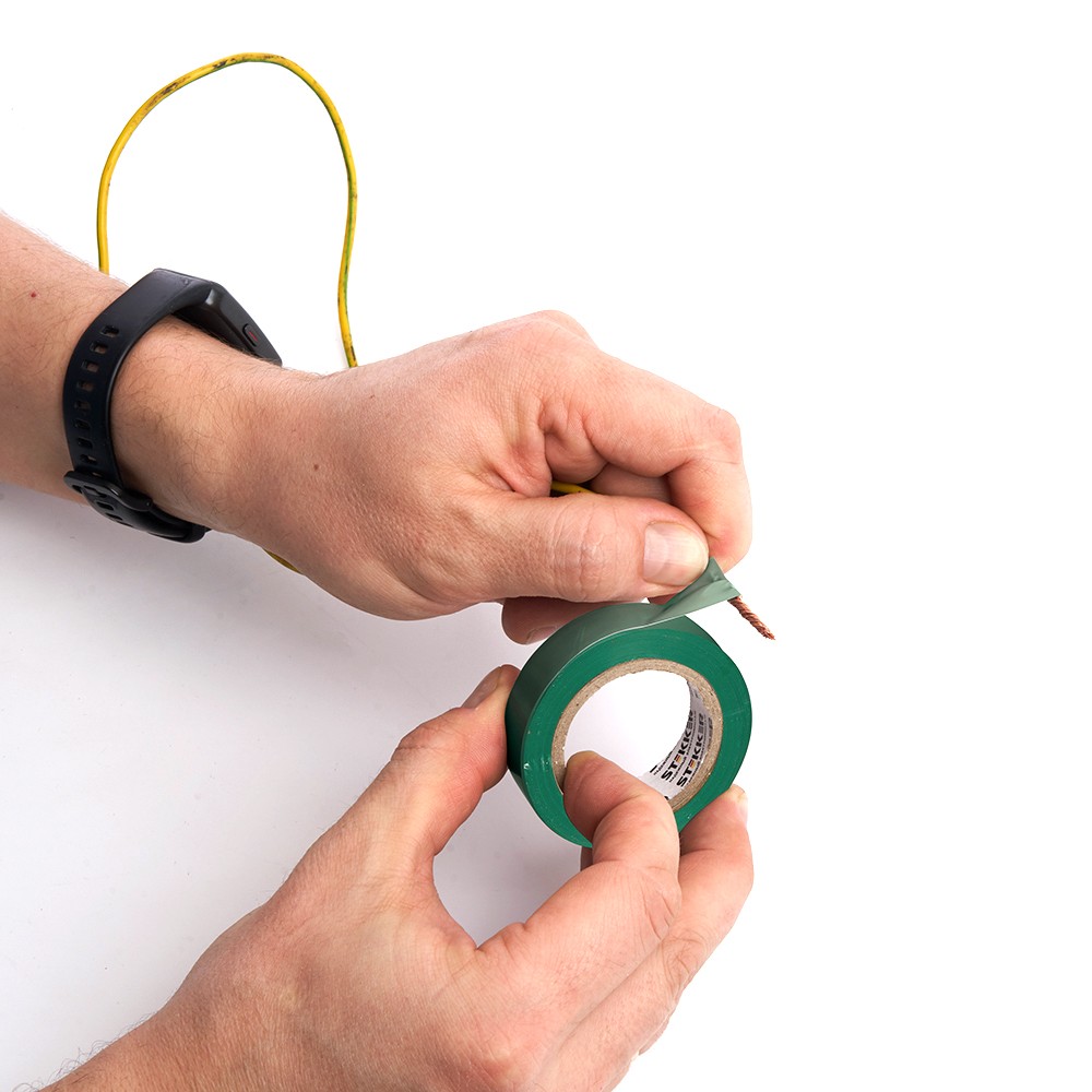 Изолента STEKKER INTP01315-20 0,13*15 мм. 20 м. зеленая 39903