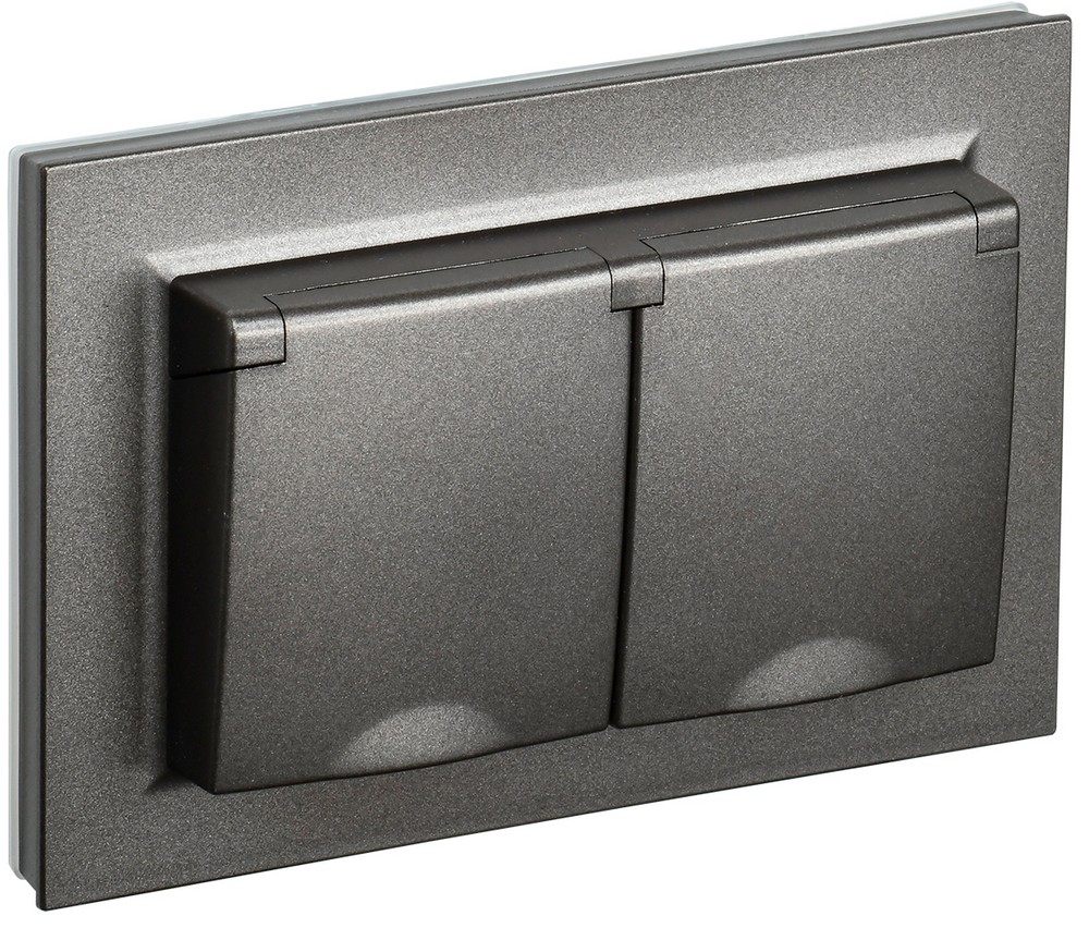 IEK Brite Бронза Розетка IEK BRITE 2-я с кр. 16А в сб IP44 РСбш12-3-44-БрТБ темная бронза BR-R26-16-44-K45-F