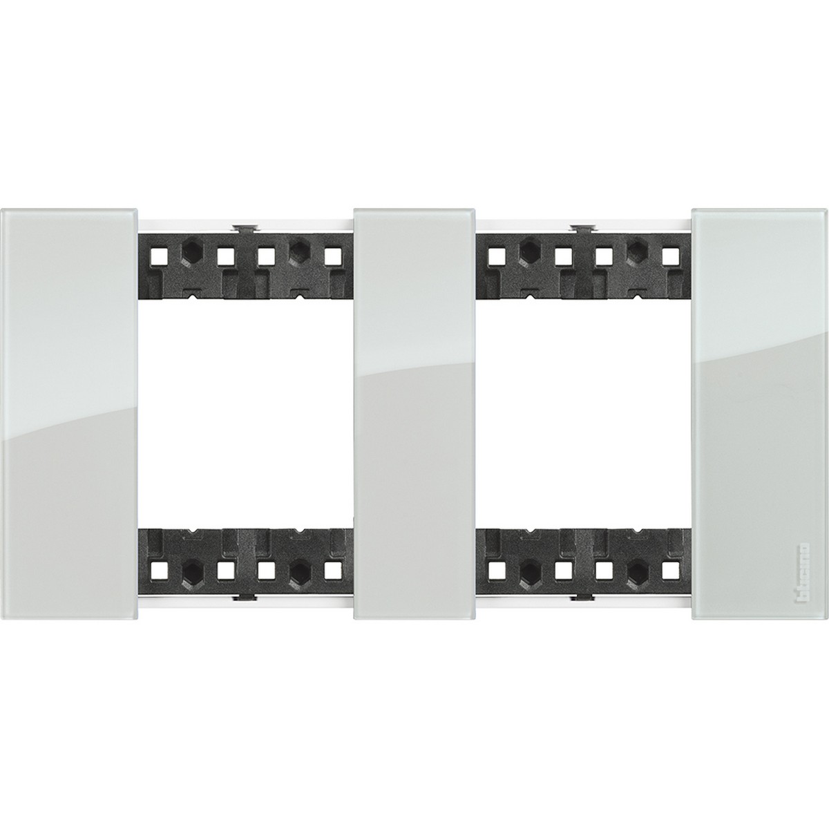 Bticino Living Now Рамки Рамка BT Living now Небо немецкий стандарт 2 поста (2+2 мод) KA4802M2DA