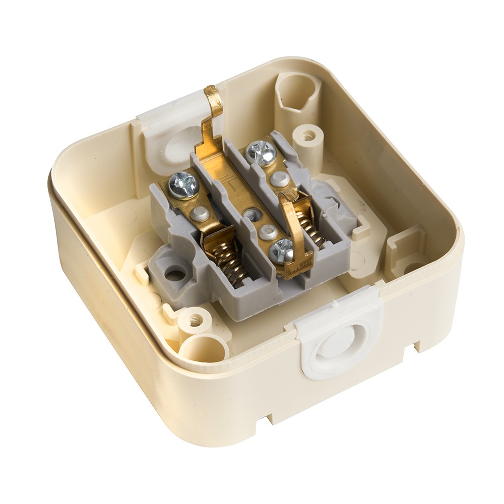 Накладные розетки и выключатели Stekker Розетка 1-местная с/з с крышкой STEKKER PST16-21-44 16А IP44 слоновая кость Брест 49058