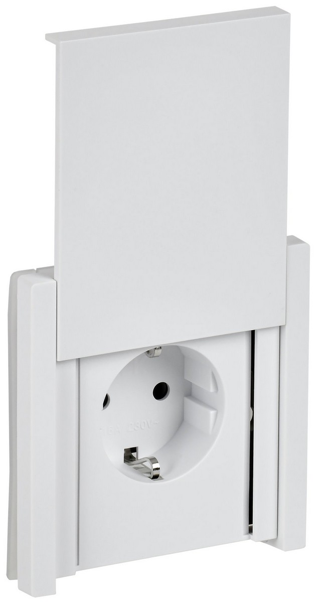 IEK FORTE&PIANO Белый Розетка IEK FORTE&PIANO Белый с/з со шт с крышкой винтовое крепление 16А IP44 FP221