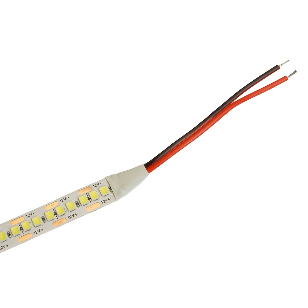 Светодиодная лента белая холодная Лента светодиодная Feron LS617 240SMD(2835)/м 19Вт/м 12V 6500К IP20 5 метров 48828 