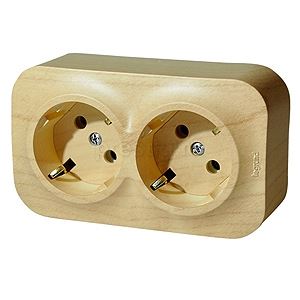 Накладные Розетки и выключатели Legrand Quteo Дерево Розетка Legrand Quteo двойная с заземлением без шторок дерево 782293 (782273)