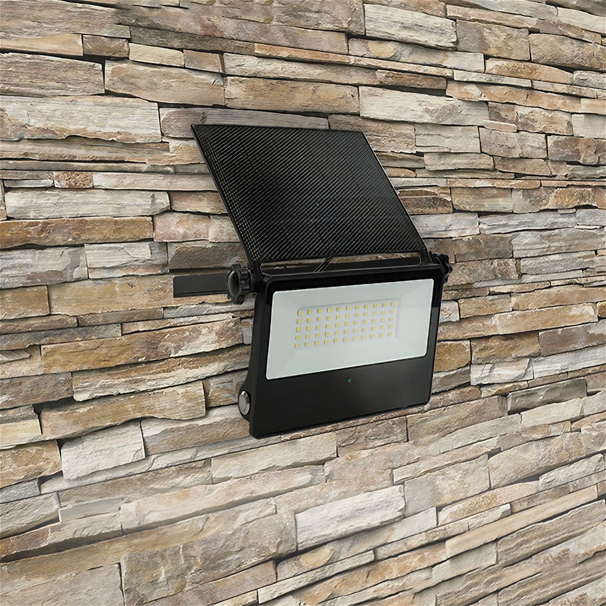 Прожекторы светодиодные Светодиодный прожектор Feron LL-960 с солнечной панелью IP65 20W 6400K 51284 