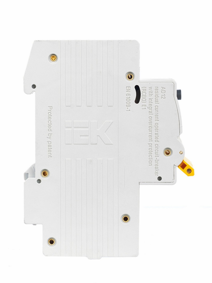 IEK Дифференциальный автоматический выключатель IEK KARAT АД12 2Р 25A 30мА MAD10-2-025-C-030 