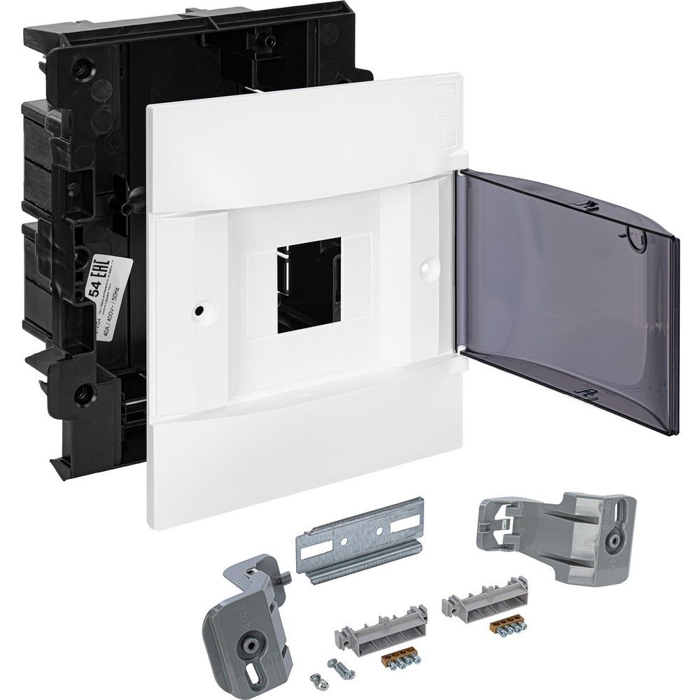 Пластиковые боксы и щиты Legrand Пластиковый щиток Legrand Practibox S Встраиваемый 4 мод 1X4 Дымчатая дверь 134554