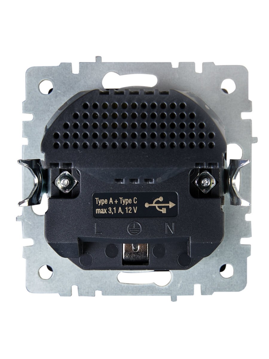 IEK Brite Черный Розетка IEK BRITE с с/з и шторками 16А с USB A+C 18Вт РЮш11-1-БрЧ черный BR-R14-16-U22-018-K02