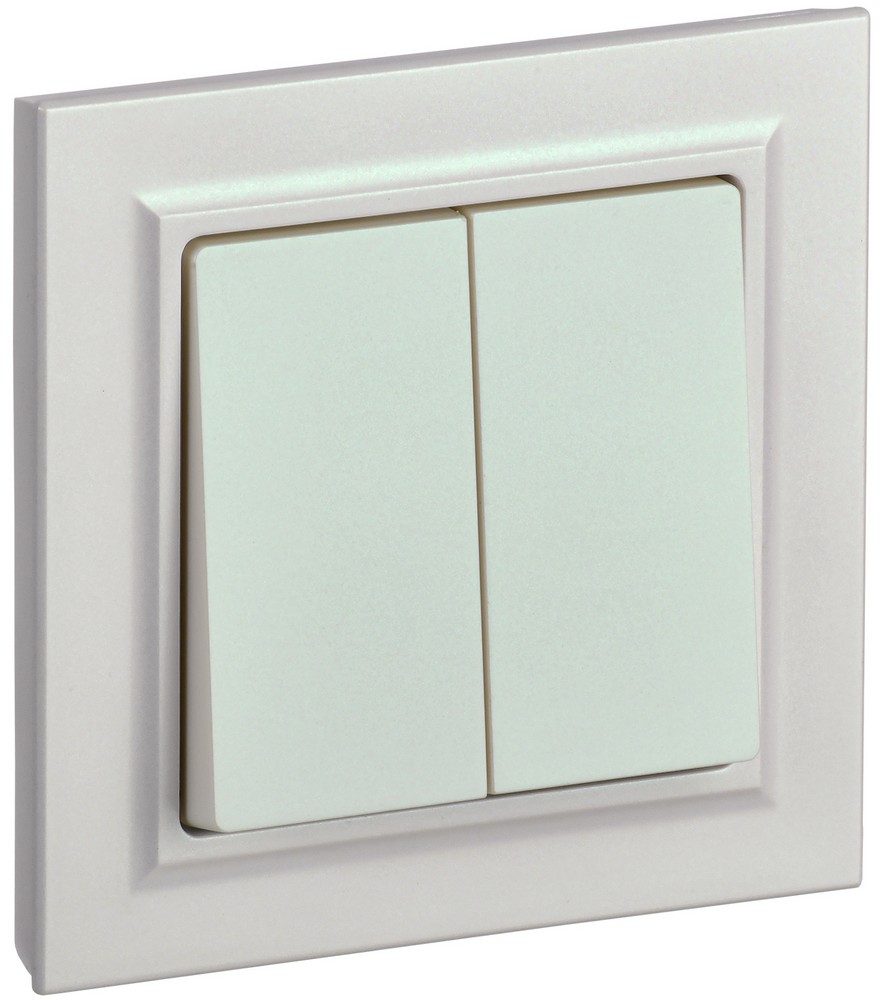 IEK Brite Жемчуг Выключатель IEK BRITE Жемчуг 2-кл. 10А в сб. ВСР10-2-0-БрЖ BR-V20-0-10-K36-F
