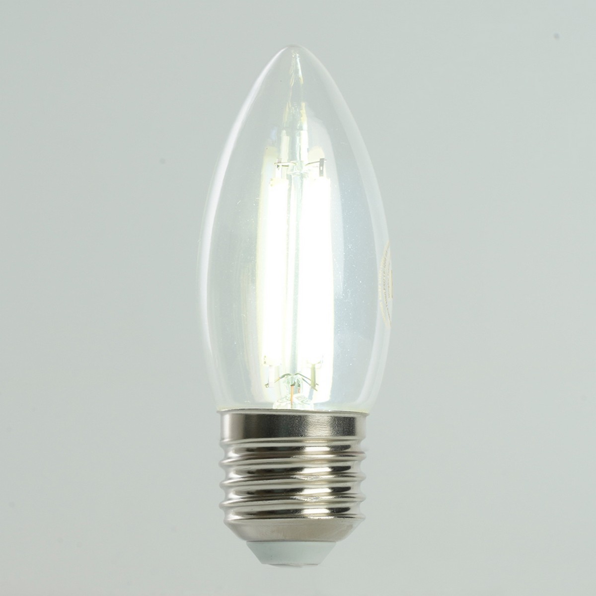 E27 Лампа светодиодная Feron.PRO LB-1208 Свеча E27 8W 175-265V 6400K 51243 