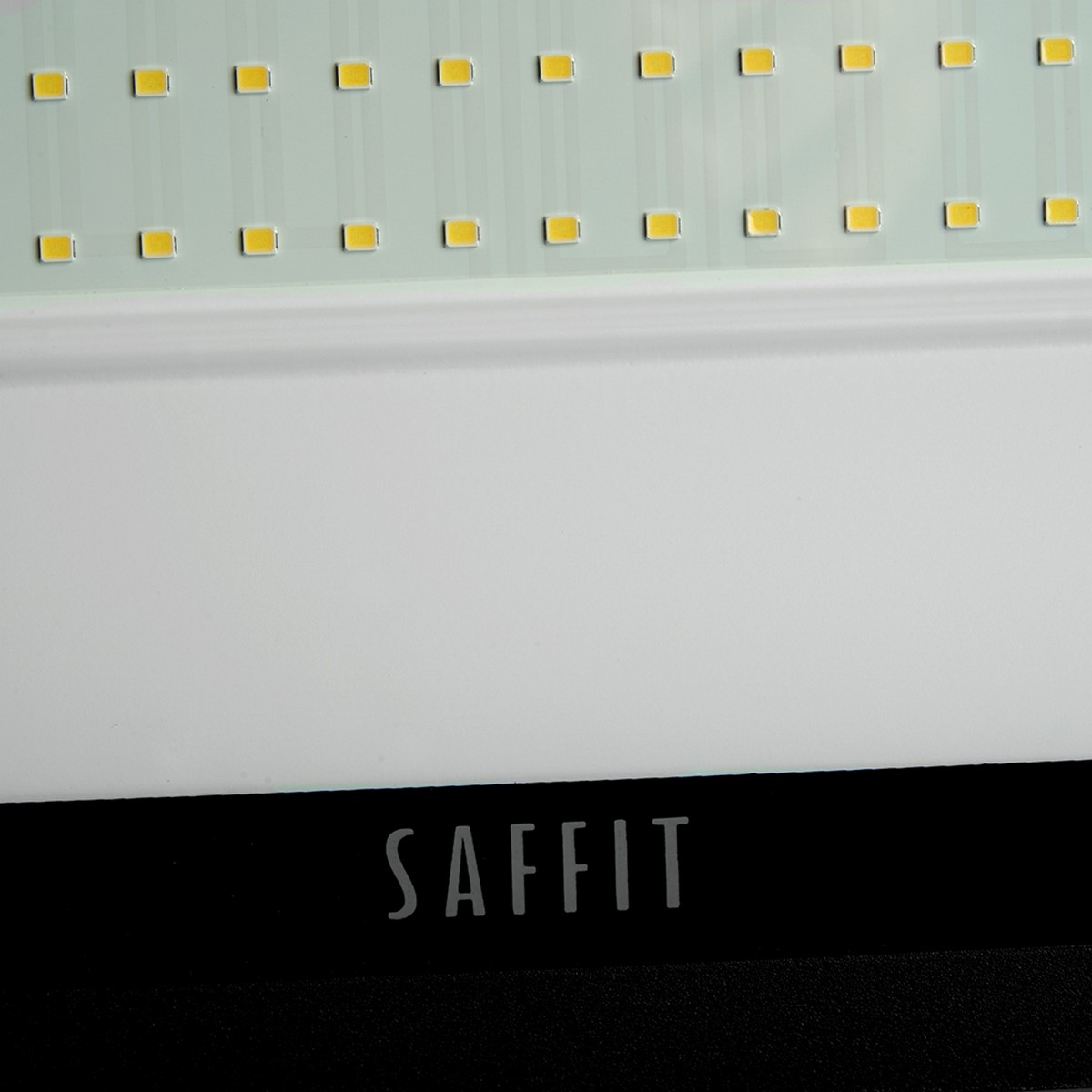 Прожекторы светодиодные Светодиодный прожектор Saffit SFL90-200 IP65 200W 6400K черный 55168 