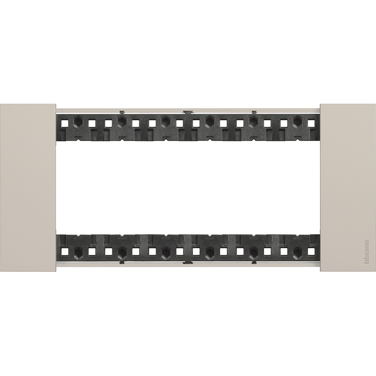 Bticino Living Now Рамки Рамка BT Living now Песочный итальянский стандарт 6 мод KA4806KM