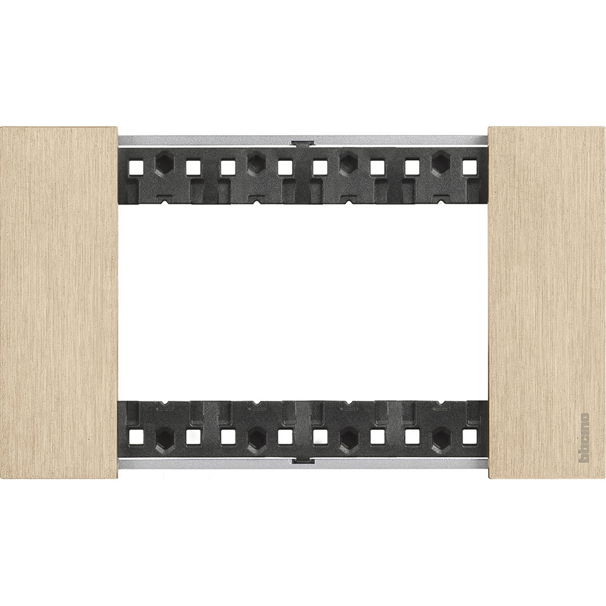 Bticino Living Now Рамки Рамка BT Living now Золото итальянский стандарт 4 мод KA4804ZW