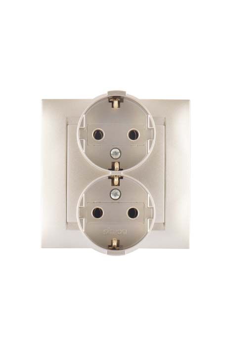 Розетки и выключатели Simon 15 Шампань Розетка с/з Simon 15 Шампань 2-ая 16А 1590459-034
