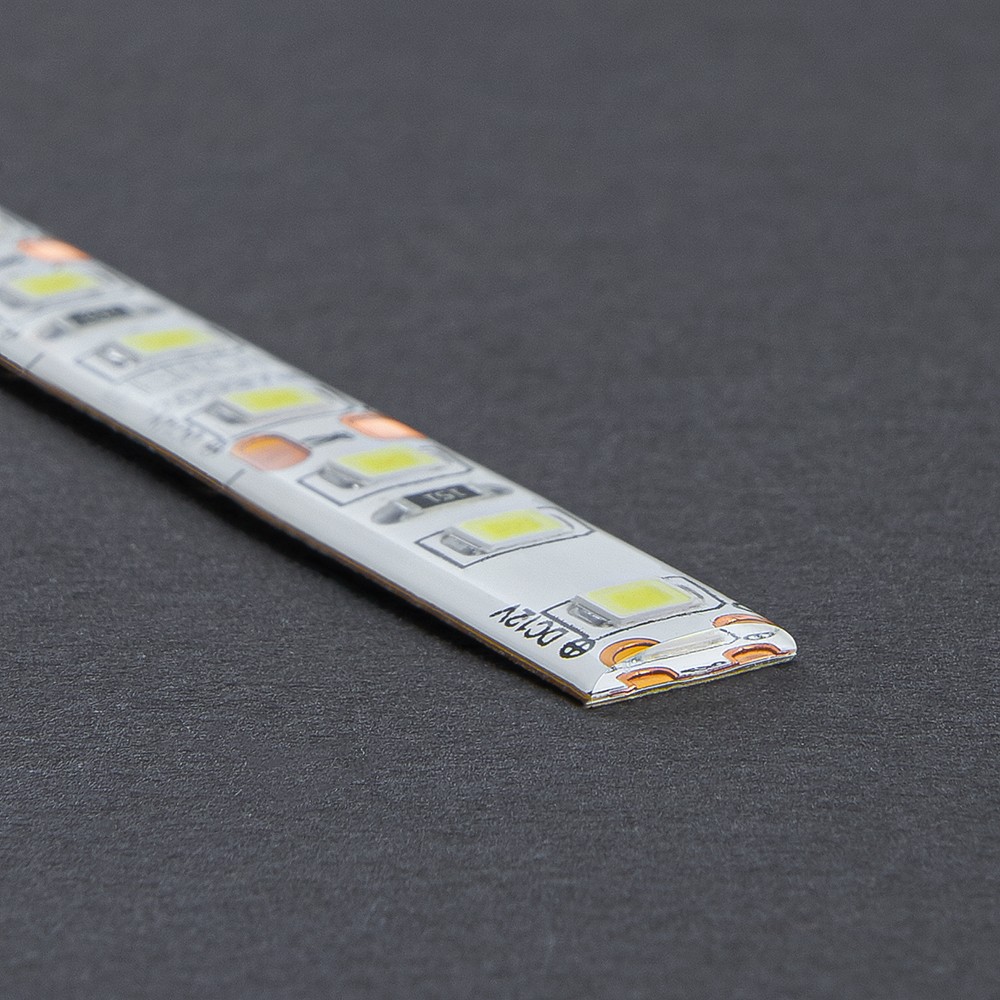 Светодиодная лента белая нейтральная Лента светодиодная Feron LS607 60SMD(5050)/м 14.4Вт/м 12V 4000К IP65 5метров 48290 