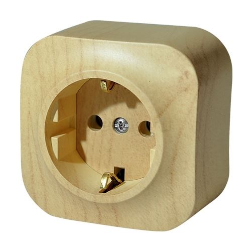 Накладные Розетки и выключатели Legrand Quteo Дерево Розетка Legrand Quteo с заземлением со шторкам дерево  782271