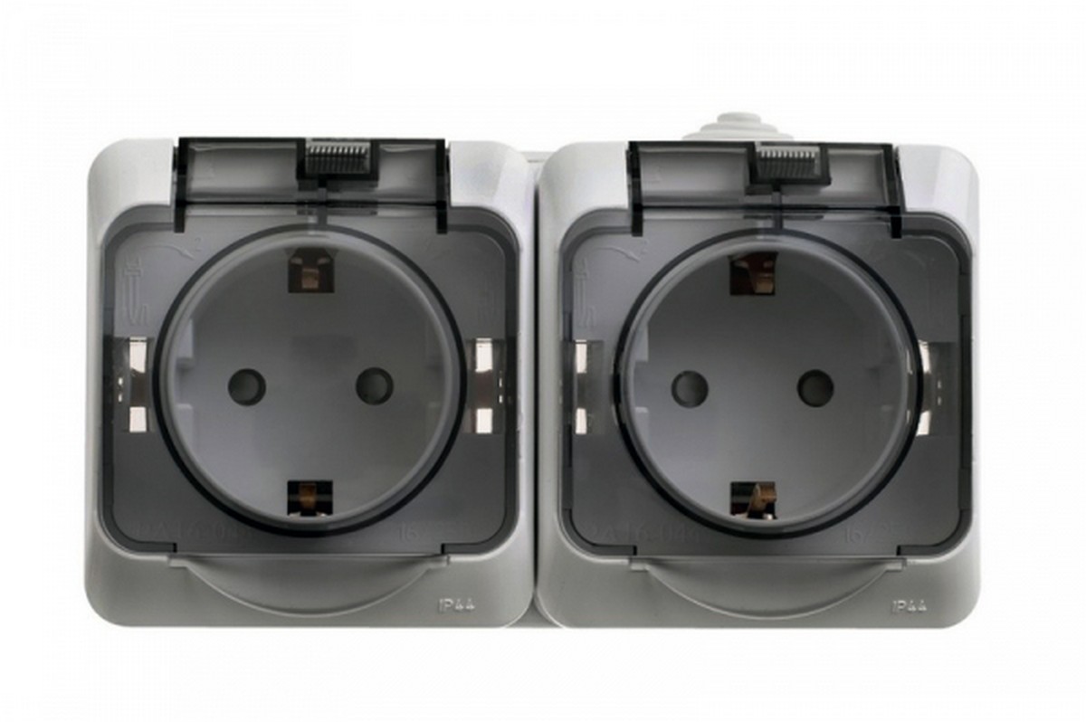 Этюд Серый Розетка 2-я Systeme Electric Этюд наружный Серая с/з со шторками c крышкой IP44 PA16-244C