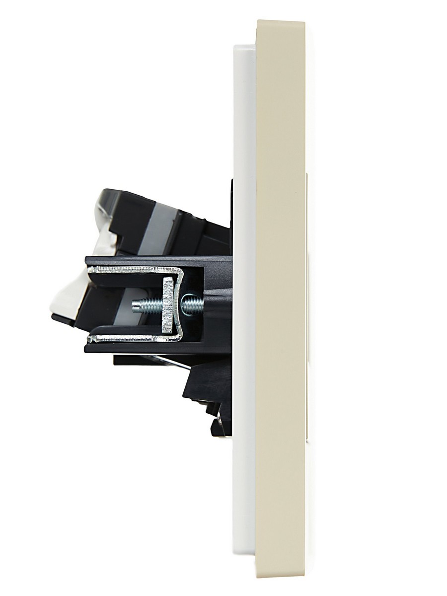 IEK FORTE&PIANO Ваниль Розетка IEK FORTE&PIANO Ваниль комп. 2-ая RJ45 кат.5E FP433