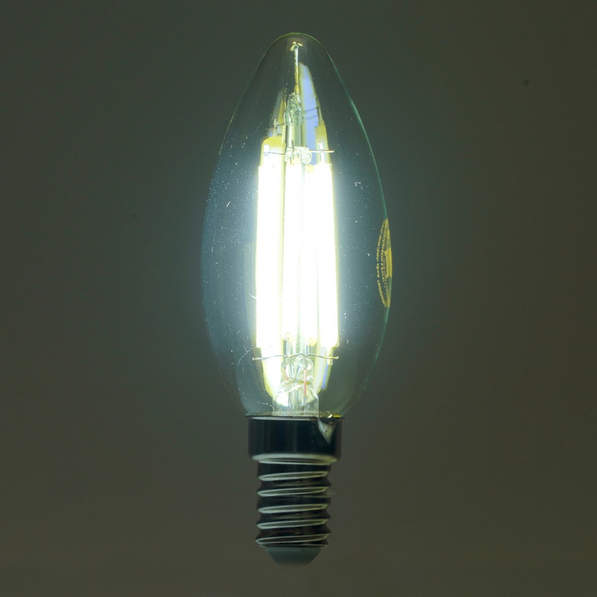 E14 Лампа светодиодная Feron.PRO LB-1208 Свеча E14 8W 175-265V 6400K 51249 