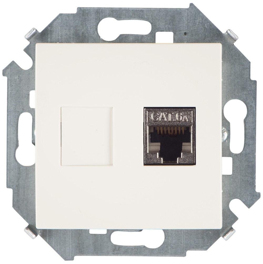 Розетки и выключатели Simon 15 Бежевый Розетка компьютерная Simon 15 Слоновая кость RJ45 кат.6A (АМР, FTP) 1591563-031