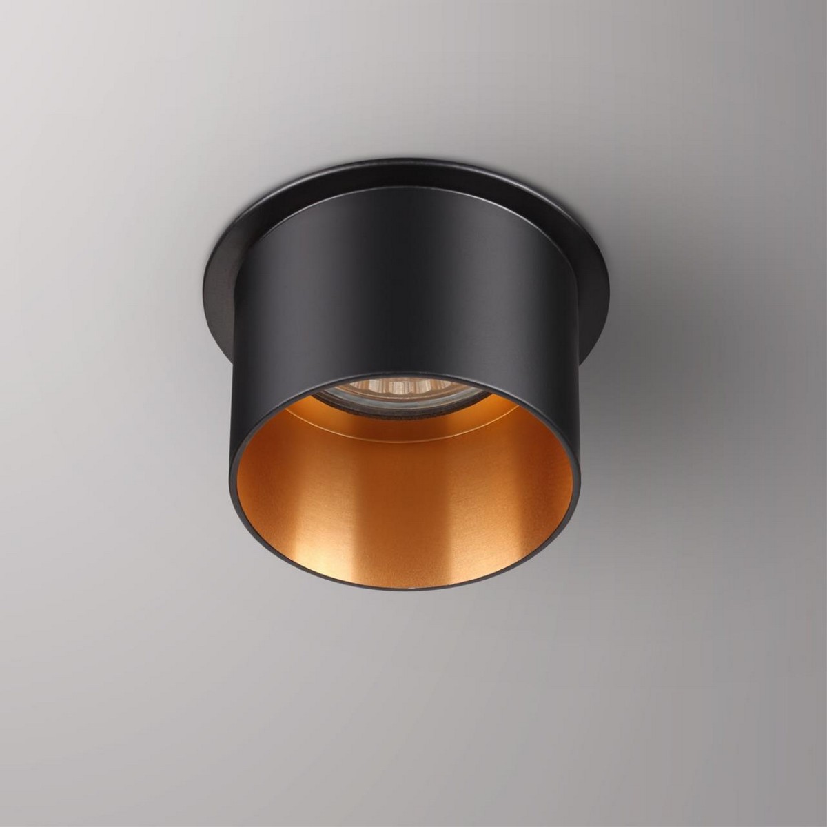 Встраиваемые светодиодные светильники Встраиваемый светильник NOVOTECH 370431 BUTT 