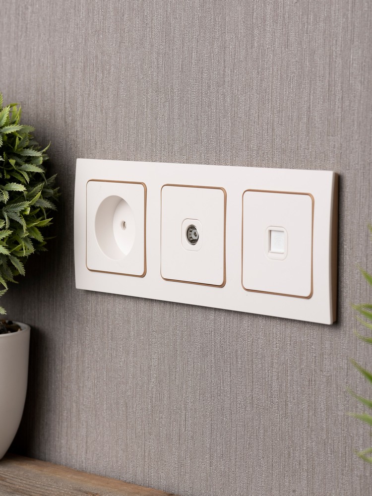 EKF Стокгольм белый Рамка 3-ая EKF PROxima Стокгольм Белый Линия шампань  EAM-G-302-20