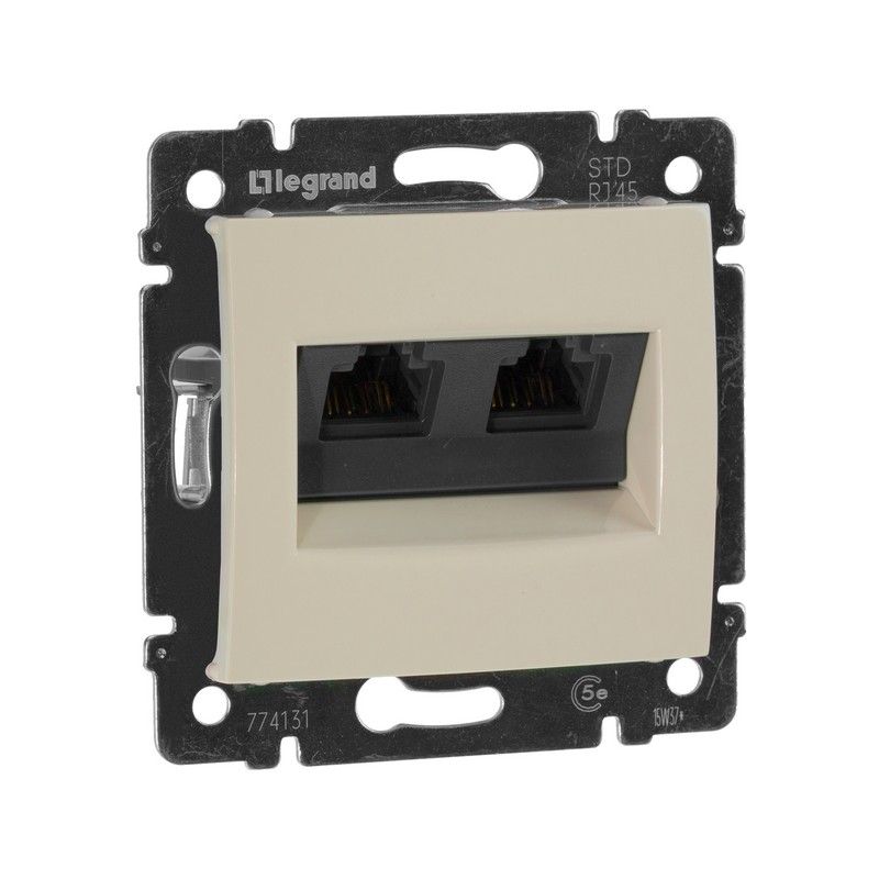 Legrand Valena Classic Кремовый Розетка компьютерная RJ45 Legrand Valena Крем 2-ая 5 кат.крепление винт с лапками 774131