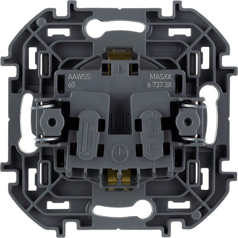 Legrand Inspiria Антрацит Розетка Legrand INSPIRIA Антрацит с заземлением со шторками 16 А 250 В 673733