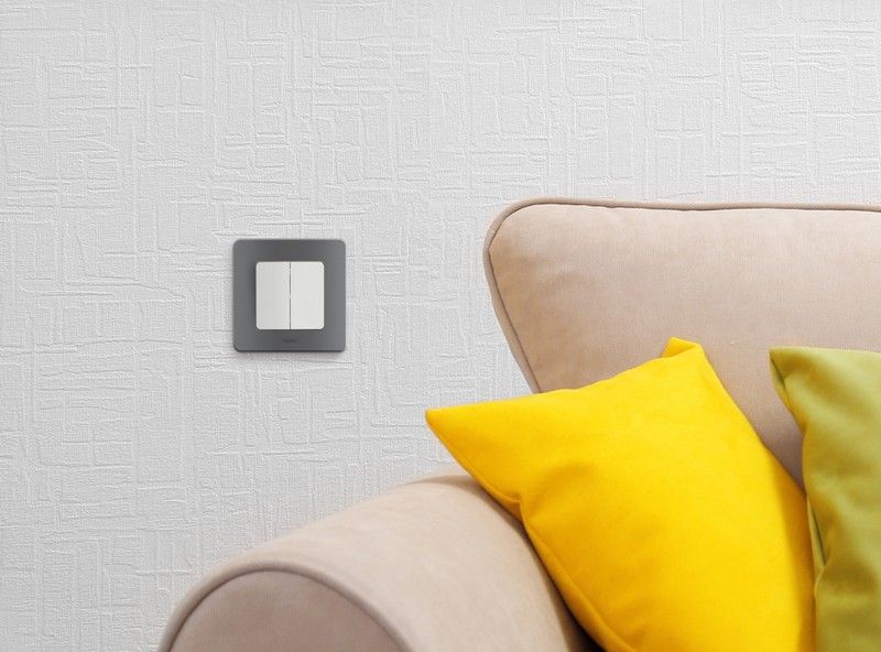 Legrand Inspiria Рамки Рамка Legrand INSPIRIA Дымчатый 1 пост 673937