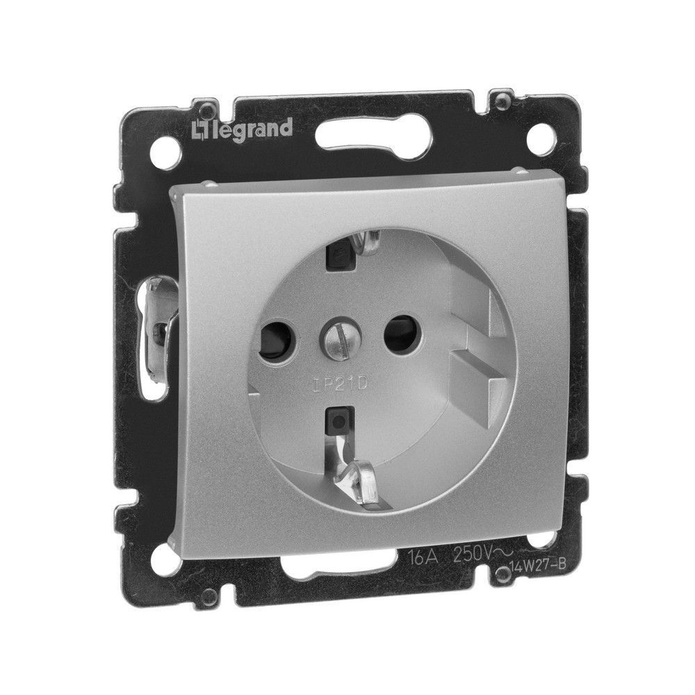 Legrand Valena Classic Алюминий Розетка Legrand Valena Алюминий 1-ая с/з с защитными шторками 770121