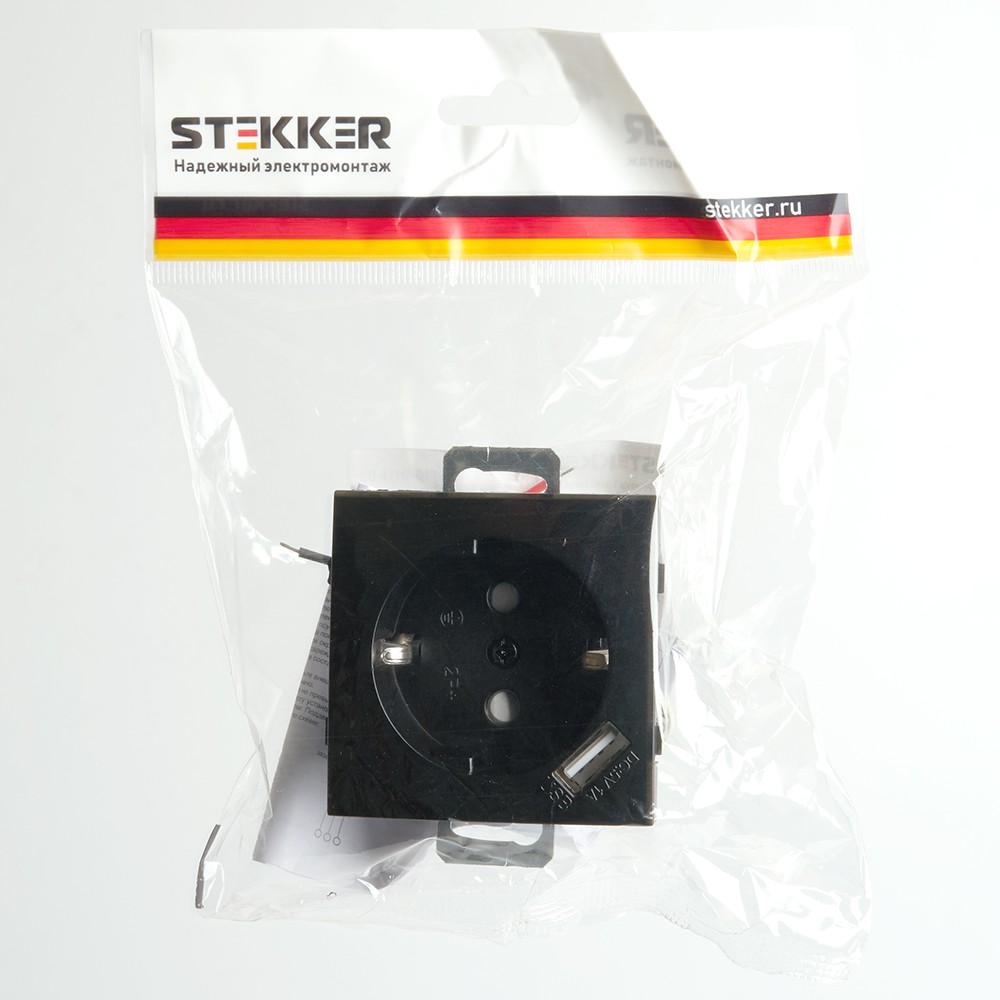 Эрна - Розетки и выключатели Stekker Розетка 1-местная с/з STEKKER PST16-9111-03 16А с защ. шторкой и с USB Эрна черный 49155